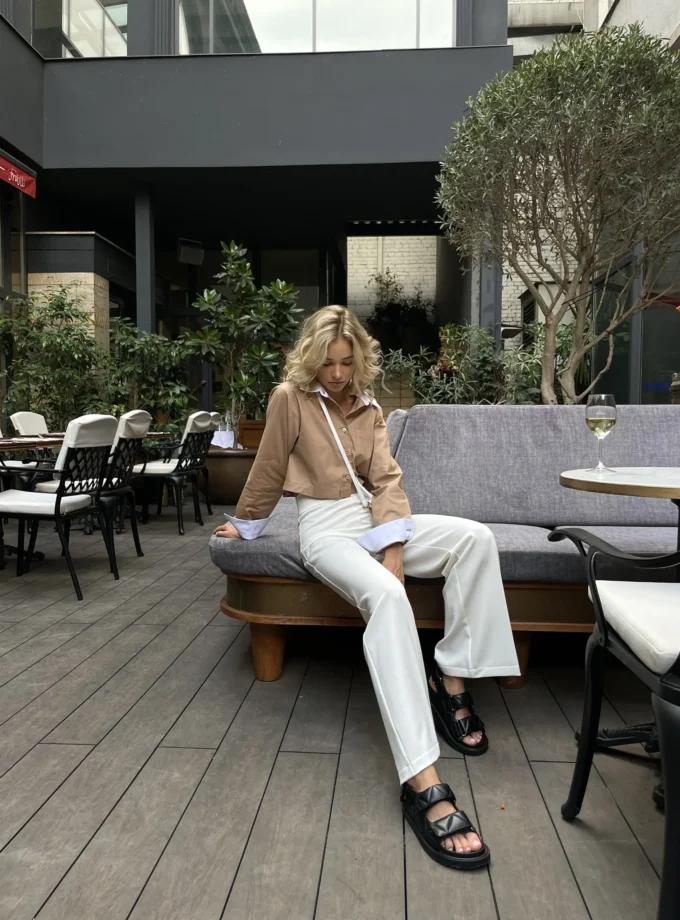 Класичні прямі брюки