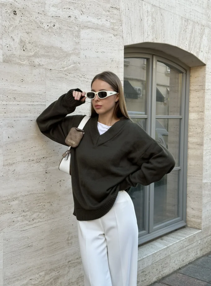 Вовняний светр