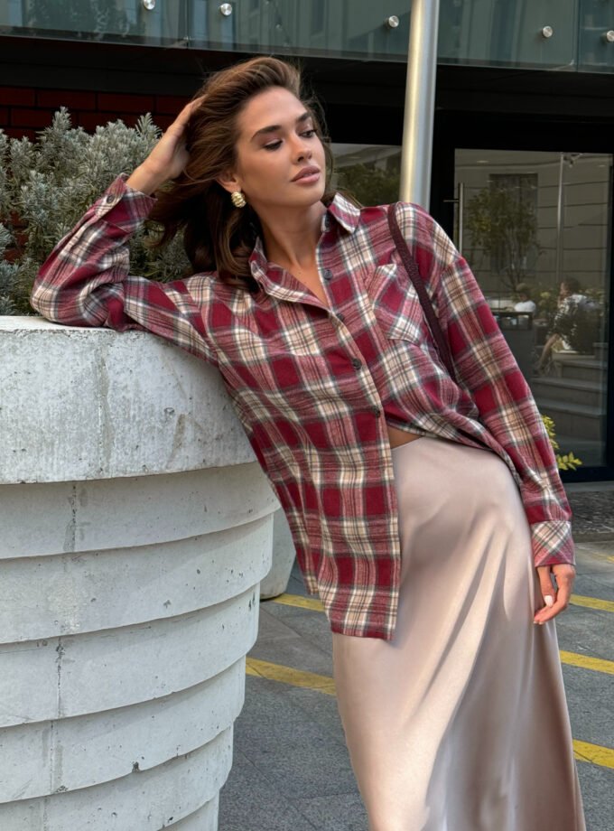 Картата сорочка Red