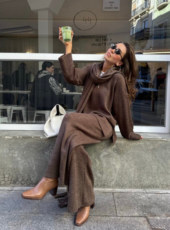 Костюм Camilla brown